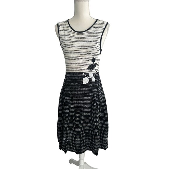 CAROLINA HERRERA Colorblock Knit Floral A Line Dress Size Medium - Picture 3 of 11